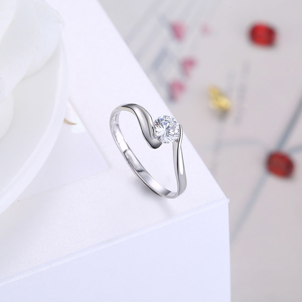 Aurore™ | Bague Solitaire à Cristal Serti en Torsade