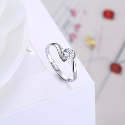 Aurore™ | Bague Solitaire à Cristal Serti en Torsade
