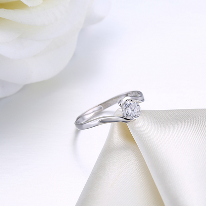 Aurore™ | Bague Solitaire à Cristal Serti en Torsade