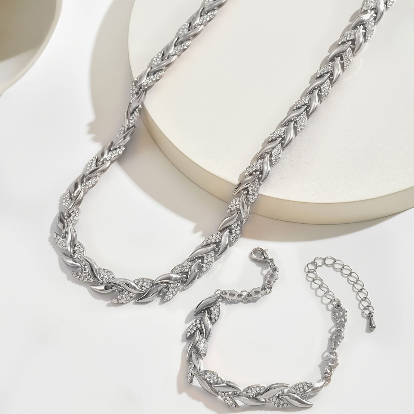 Claudine™ | Pendentif et bracelet en forme de queue de poisson, faits main
