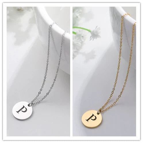 Solène™ | Collier Pendentif Lettre en Or Élégant