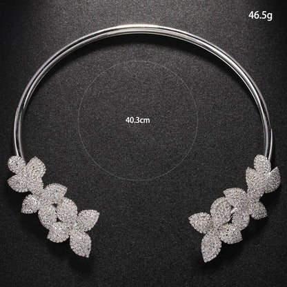 Capucine™ | Collier Élégant Fleur en Cristal