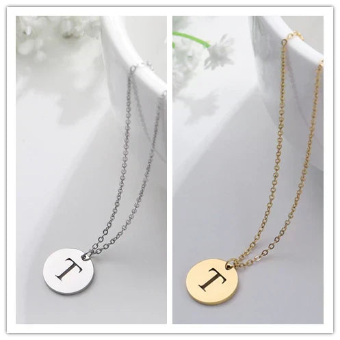Solène™ | Collier Pendentif Lettre en Or Élégant