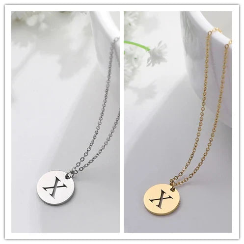 Solène™ | Collier Pendentif Lettre en Or Élégant