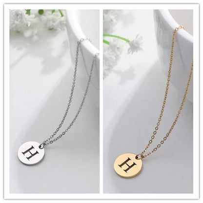 Solène™ | Collier Pendentif Lettre en Or Élégant