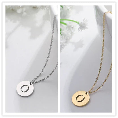 Solène™ | Collier Pendentif Lettre en Or Élégant