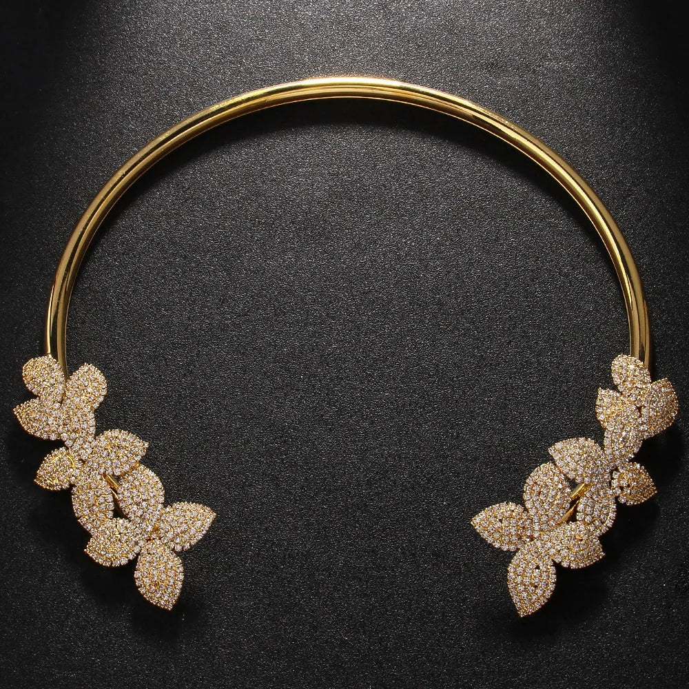 Capucine™ | Collier Élégant Fleur en Cristal