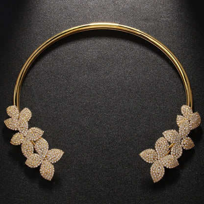 Capucine™ | Collier Élégant Fleur en Cristal